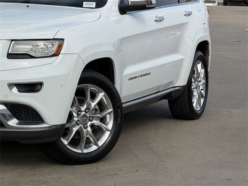 Used 2014 Jeep Grand Cherokee Summit image 3