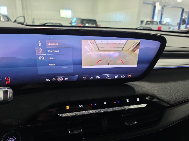 Used 2026 Buick Enclave Preferred AWD/4WD image 14
