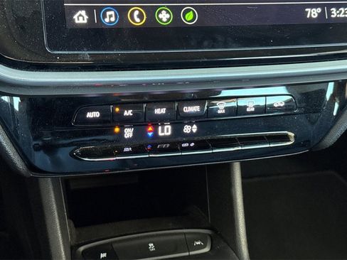 Used 2023 Chevrolet Bolt LT image 27