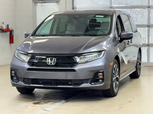 New 2026 Honda Odyssey Elite image 3