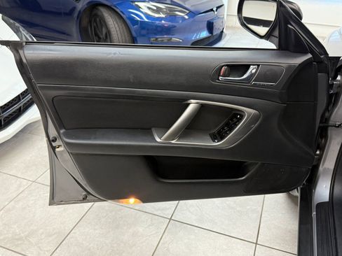 Used 2009 Subaru Outback 2.5i Special Edition image 15