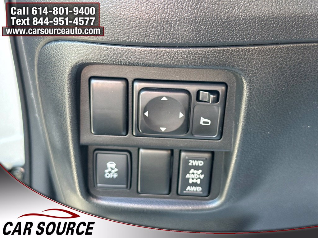 Used 2013 Nissan Juke NISMO AWD/4WD image 26