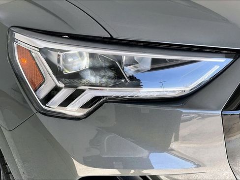 Used 2023 Audi Q3 2.0T Premium Plus image 37