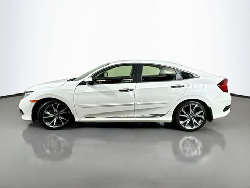 Used 2019 Honda Civic Touring image 4