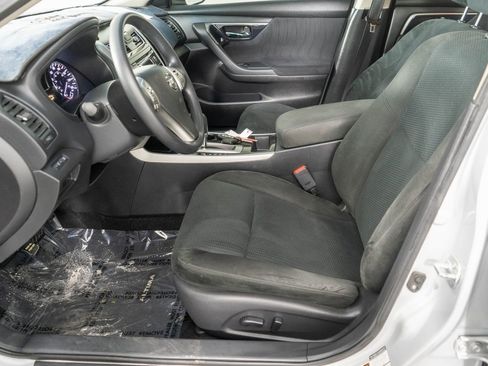 Used 2014 Nissan Altima 2.5 S image 10