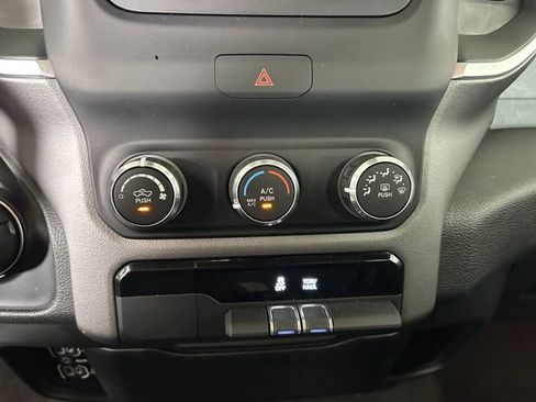 Used 2020 RAM 1500 Big Horn AWD/4WD image 21