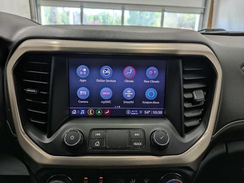 Used 2022 GMC Acadia Denali w/ Black Diamond Edition AWD/4WD image 16