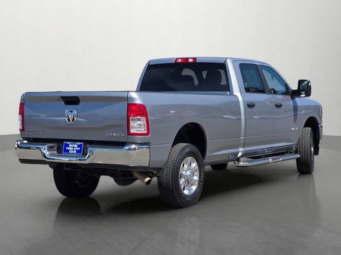 Used 2024 RAM 2500 Big Horn AWD/4WD image 6