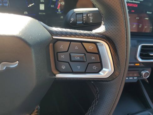 Used 2025 Ford Mustang GT Premium image 17