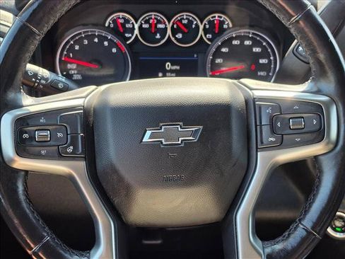 Used 2022 Chevrolet Silverado 1500 RST w/ Redline Edition AWD/4WD image 25