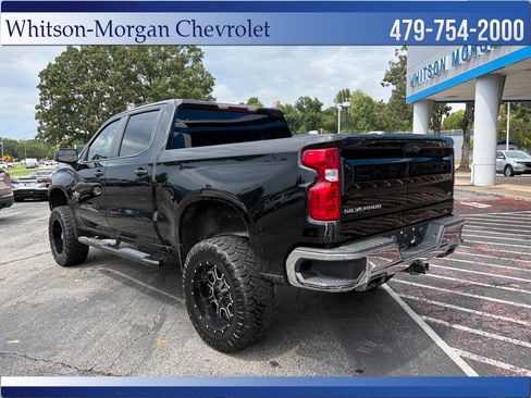 Used 2021 Chevrolet Silverado 1500 LT AWD/4WD image 8