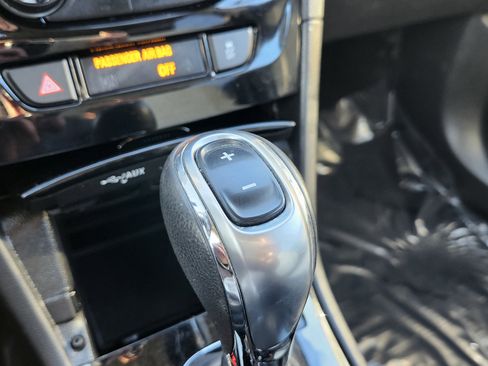 Used 2019 Buick Encore Preferred image 8