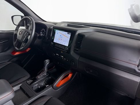 Used 2024 Nissan Frontier Pro-X w/ Technology Package image 35