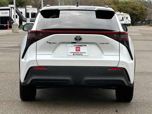 Certified 2023 Toyota bZ4X Limited image 5