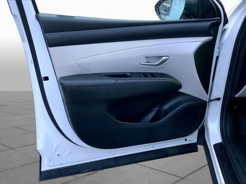 Used 2025 Hyundai Tucson SEL FWD image 21