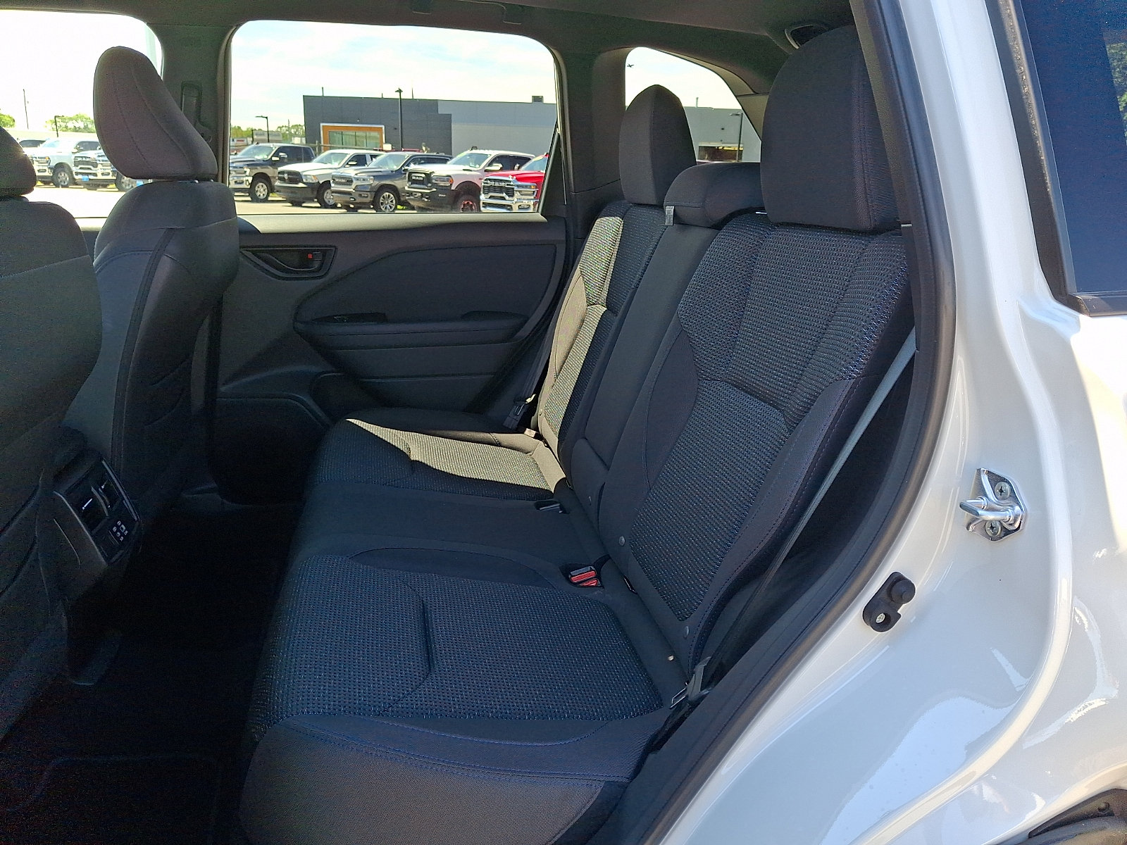 Used 2025 Subaru Forester Premium AWD/4WD image 10