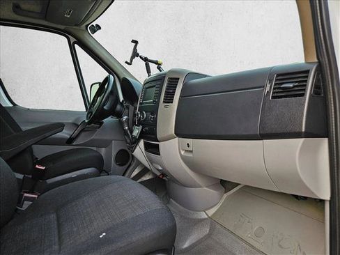 Used 2016 Mercedes-Benz Sprinter 3500 image 16