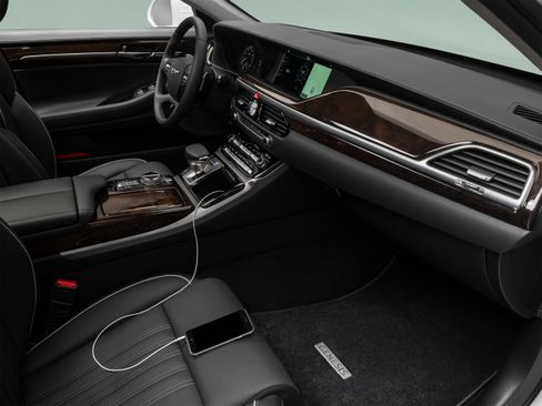 Used 2017 Genesis G90 5.0 Ultimate AWD/4WD image 32