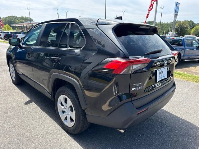 Used 2025 Toyota RAV4 LE FWD image 4