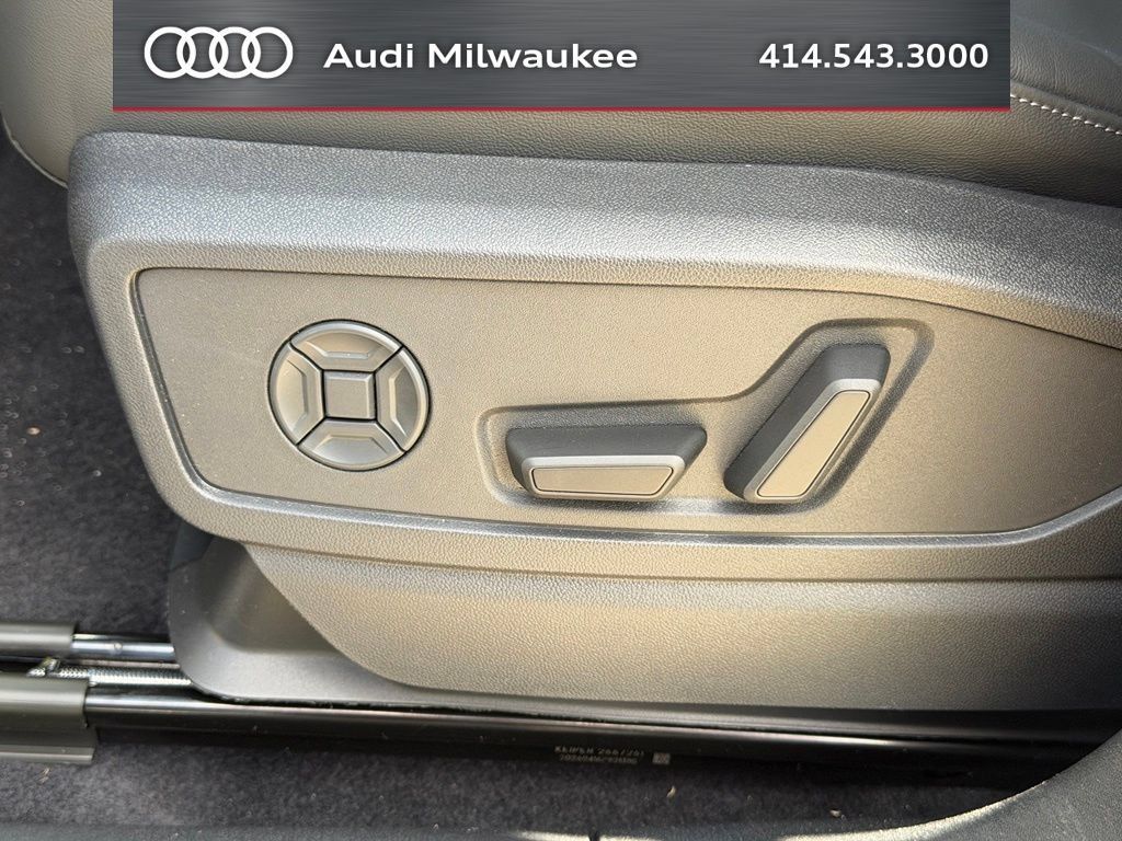 New 2026 Audi Q5 Premium Plus AWD/4WD image 24