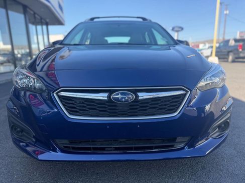 Used 2018 Subaru Impreza 2.0i Premium image 3