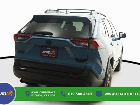 Used 2023 Toyota RAV4 AWD Hybrid image 10