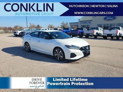 Used 2023 Nissan Maxima SV w/ Floor Mat Group