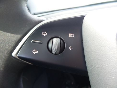 Used 2025 Tesla Model 3 Long Range RWD image 32