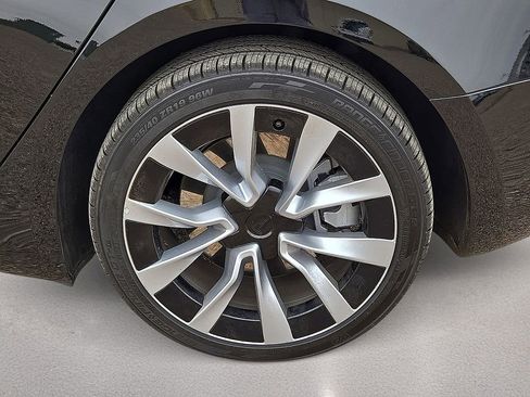 Used 2025 Tesla Model 3 Long Range RWD image 10