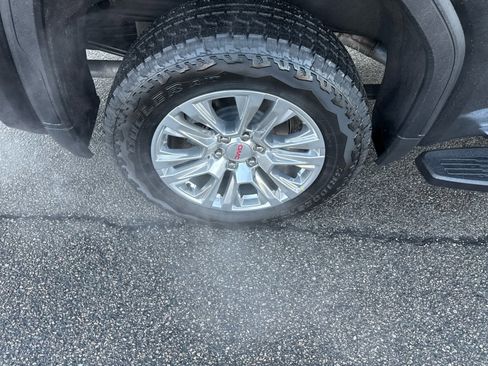 New 2026 GMC Sierra 1500 Denali image 9