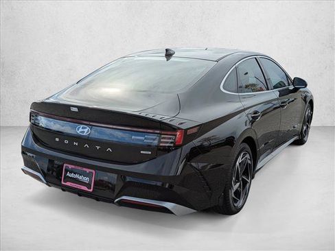 New 2026 Hyundai Sonata SEL image 5