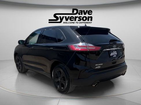 Used 2020 Ford Edge SE AWD/4WD image 7