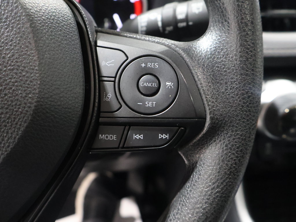 Used 2025 Toyota RAV4 XLE w/ Convenience Package AWD/4WD image 38
