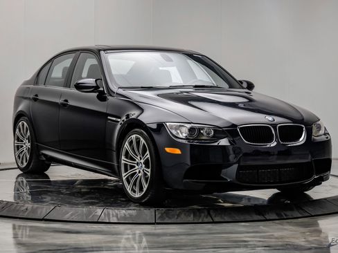 Used 2011 BMW M3 Sedan RWD image 23