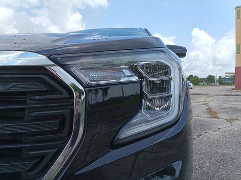 Used 2022 GMC Terrain SLE w/ Driver Convenience Package AWD/4WD image 10