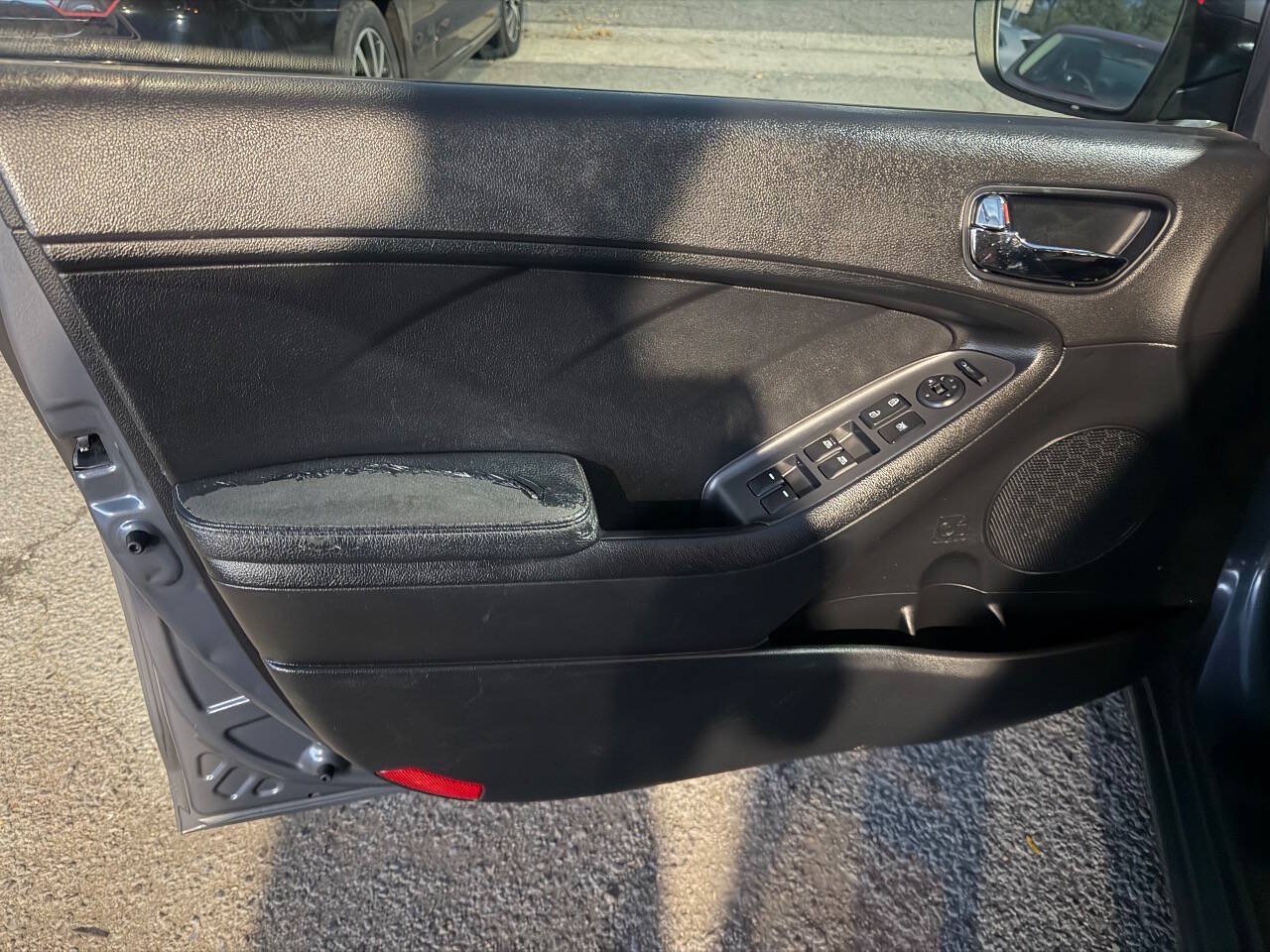 Used 2016 Kia Forte EX FWD image 12
