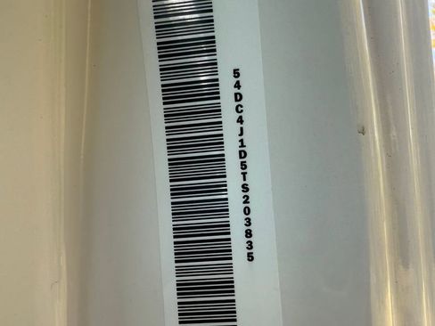 New 2026 Isuzu NPR HD image 18