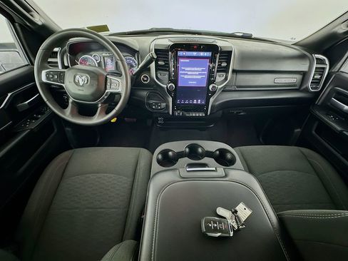 Used 2025 RAM 2500 Big Horn AWD/4WD image 10
