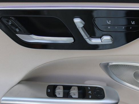 Used 2026 Mercedes-Benz C 300 Sedan image 12
