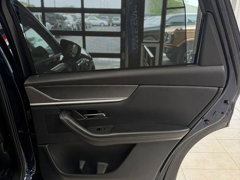 Used 2024 MAZDA CX-90 Plug-In Hybrid w/ Preferred AWD/4WD image 25