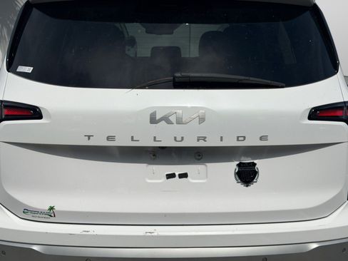 Certified 2024 Kia Telluride EX FWD image 7