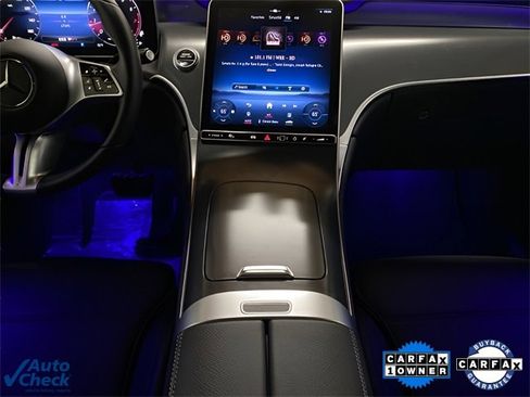 Used 2024 Mercedes-Benz GLC 300 image 12