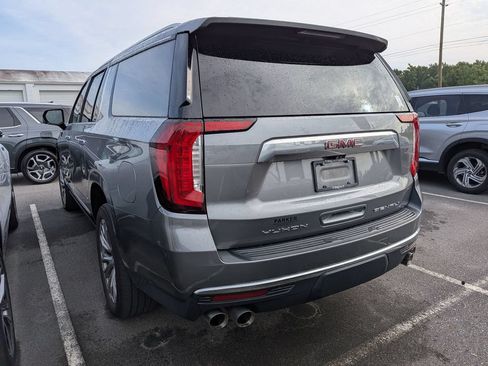 Used 2021 GMC Yukon XL Denali w/ Denali Premium Package AWD/4WD image 7