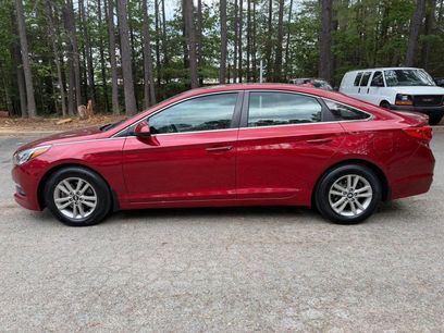 Used 2015 Hyundai Sonata SE w/ Option Group 09