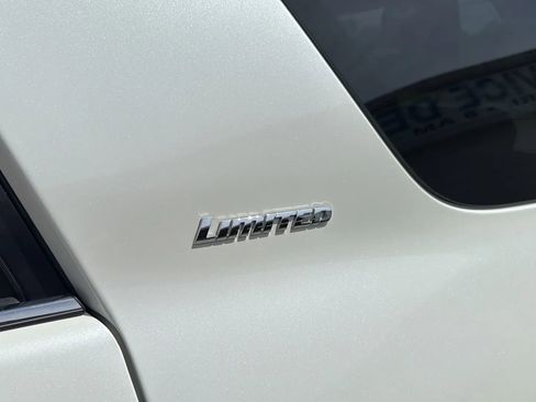 Used 2016 Toyota 4Runner Limited RWD image 11