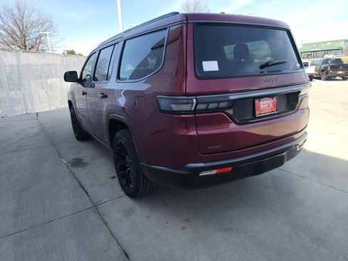 New 2026 Jeep Grand Wagoneer Limited AWD/4WD image 23