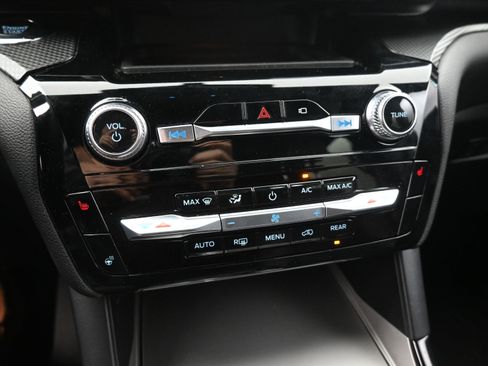 Used 2023 Ford Explorer ST-Line w/ Class IV Trailer Tow Package image 20