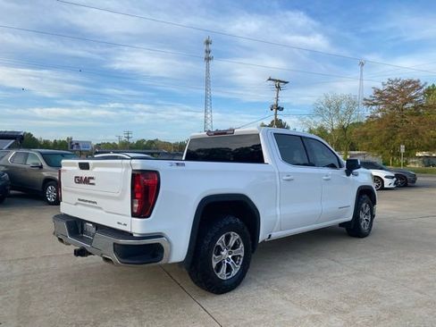 Used 2023 GMC Sierra 1500 SLE w/ X31 Off-Road Package image 5