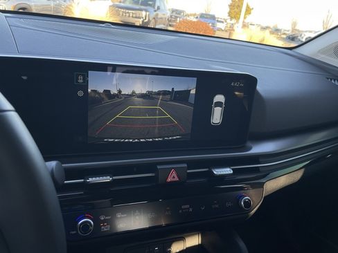 Used 2026 Kia Sportage EX image 17