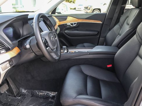 Used 2024 Volvo XC90 T8 Plus AWD/4WD image 20